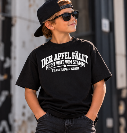 DER APFEL FÄLLT NICHT WEIT